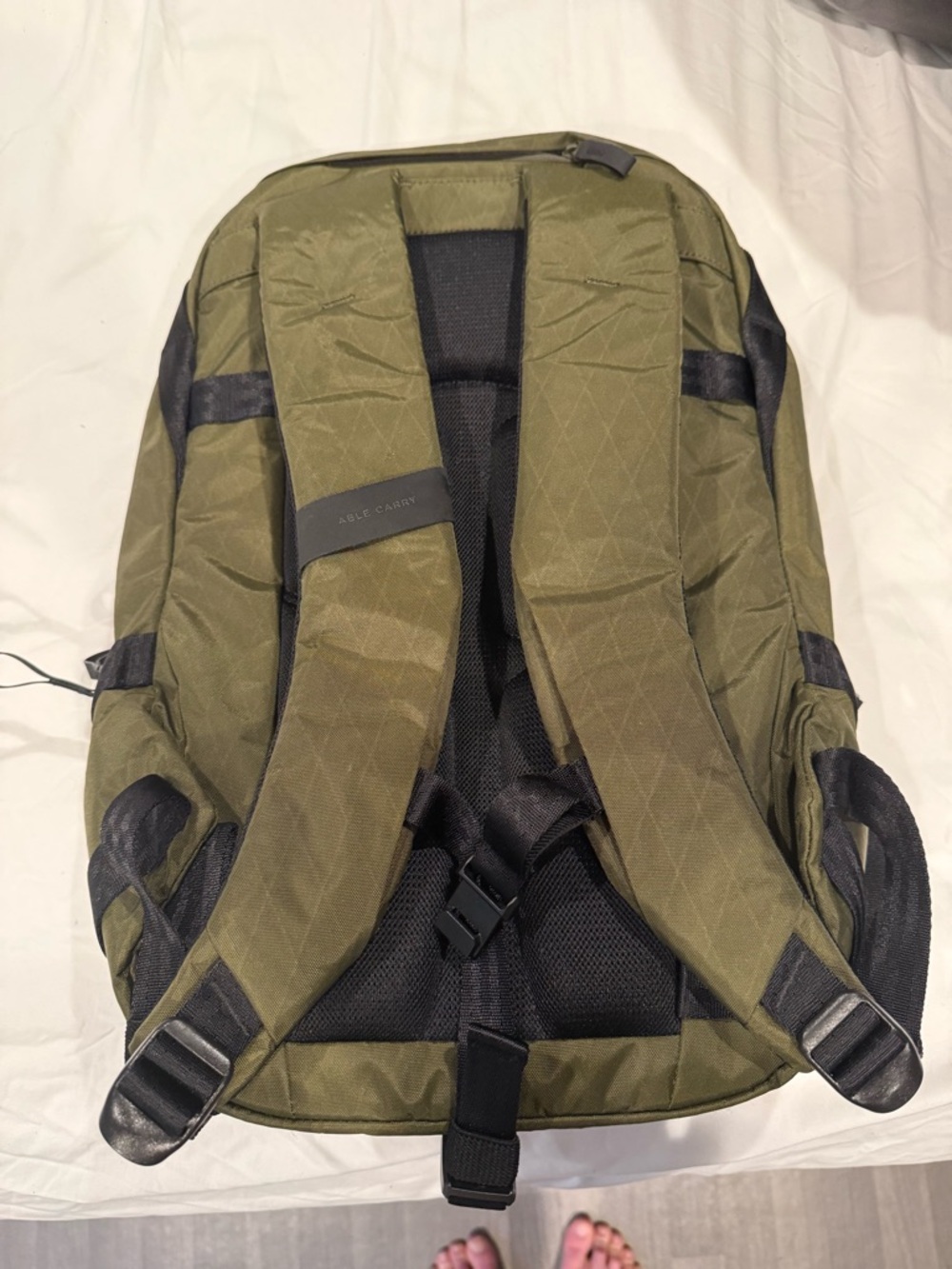 Able Carry Olive Green Daily plus 21L Backpack - Picture 6 of 12